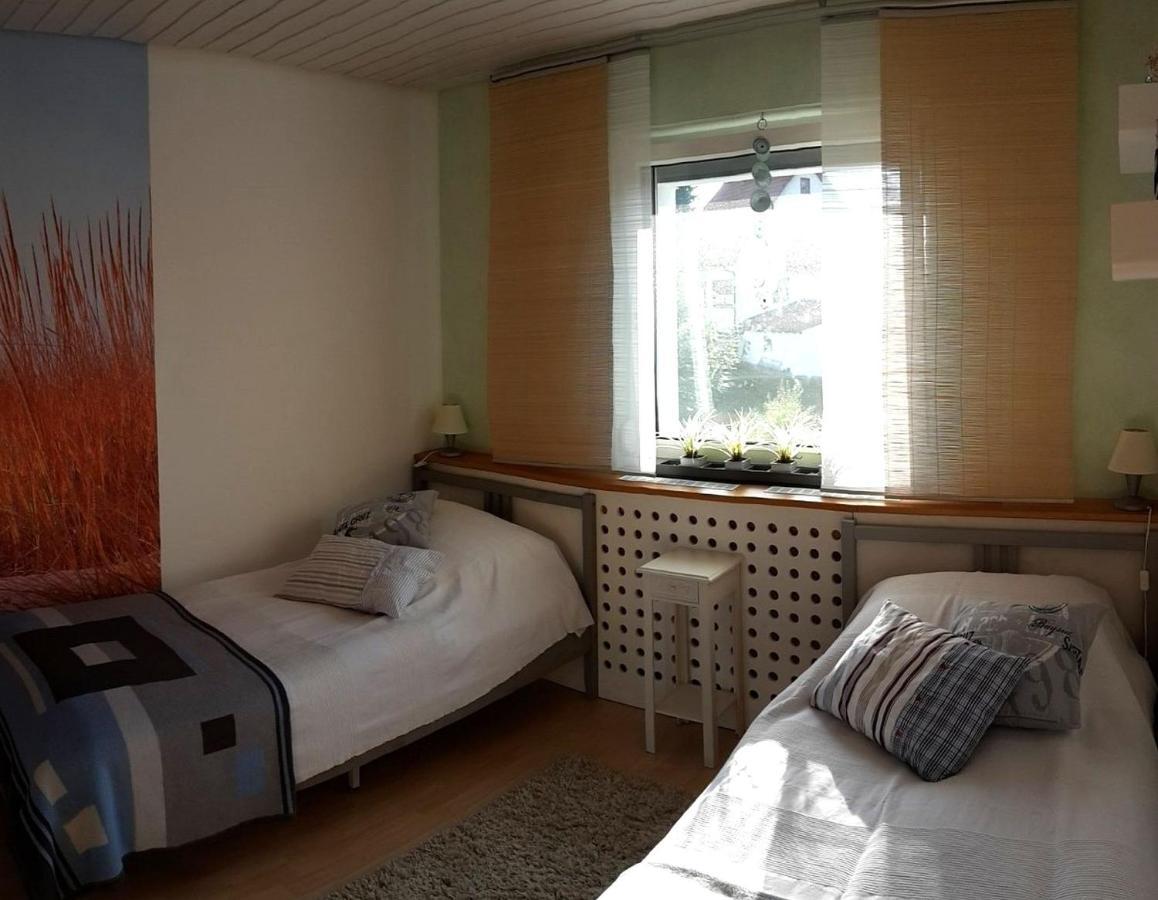 Apartamento Staedtle-Blick Hayingen Exterior foto